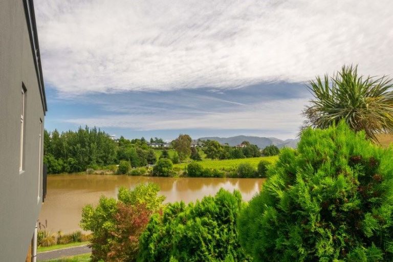 Photo of property in 18 Lake View Place, Fairhall, Blenheim, 7272