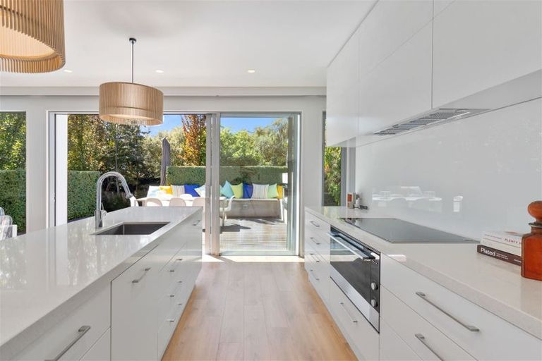 Photo of property in 7 Nightingale Place, Papanui, Christchurch, 8053