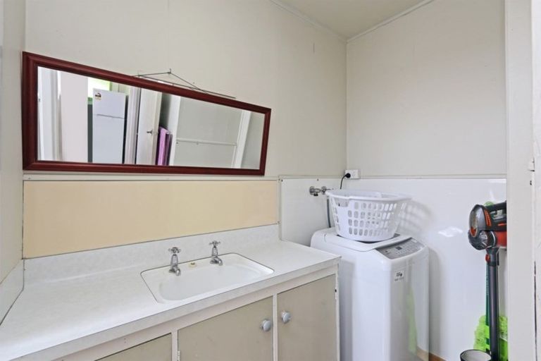 Photo of property in 412 Southampton Street West, Hastings, 4122