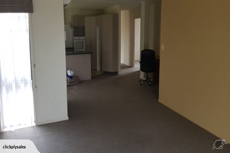 Photo of property in 5 Willscarlet Lane, Hamilton East, Hamilton, 3216