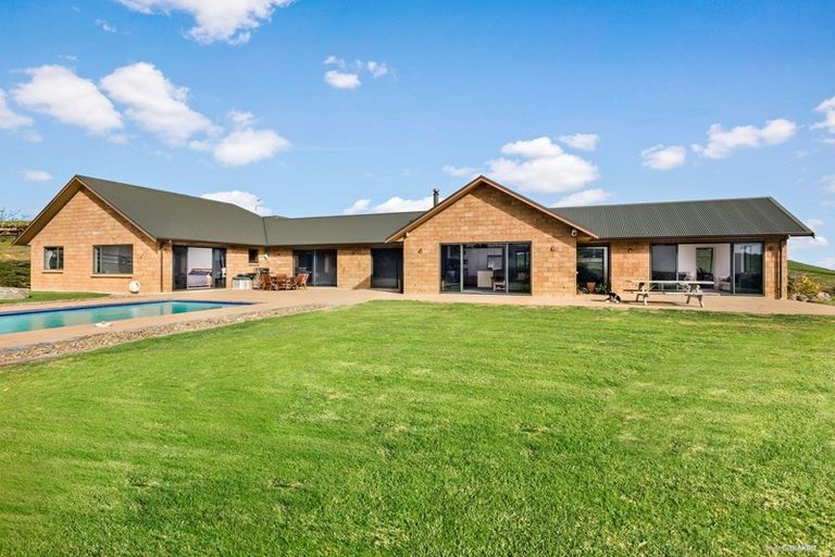 Photo of property in 87 Ruebe Road, Buckland, Pukekohe, 2677