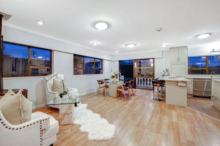 Photo of property in 247a Royal Road, Massey, Auckland, 0614