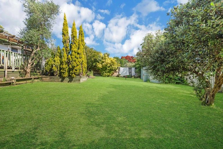 Photo of property in 4 Antalya Place, Manurewa, Auckland, 2102