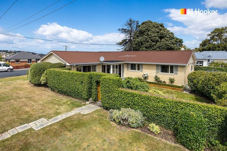 Photo of property in 42 Glendevon Place, Vauxhall, Dunedin, 9013