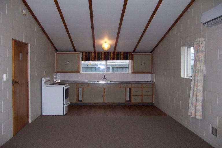 Photo of property in 120 Bowhill Road, New Brighton, Christchurch, 8083