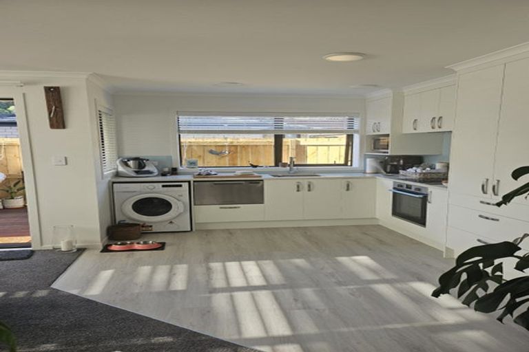 Photo of property in 21a Forest Glen, Orewa, 0931
