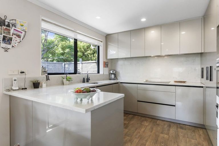 Photo of property in 61 Motutapu Avenue, Manly, Whangaparaoa, 0930