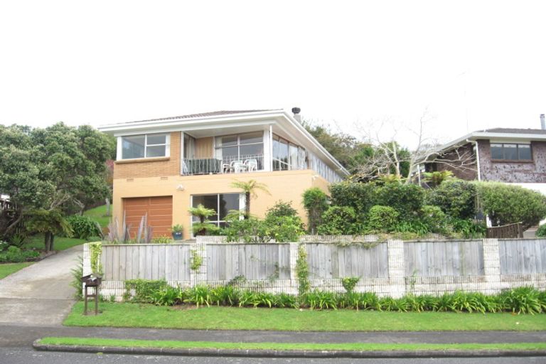 Photo of property in 36 Haseler Crescent, Howick, Auckland, 2014