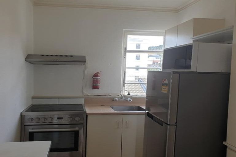 Photo of property in Norton Flats, 6/302 Willis Street, Aro Valley, Wellington, 6011