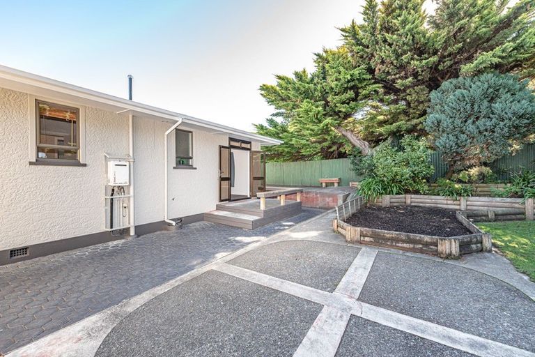 Photo of property in 74c Cornfoot Street, Castlecliff, Whanganui, 4501
