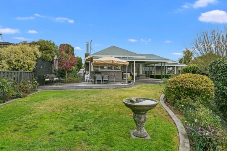 Photo of property in 30 Sheridan Crescent, Leamington, Cambridge, 3432