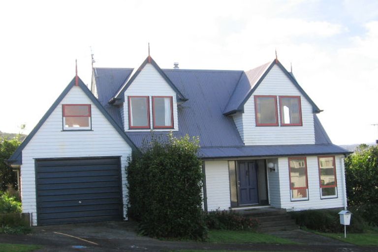 Photo of property in 7 Lone Tree Grove, Kelson, Lower Hutt, 5010