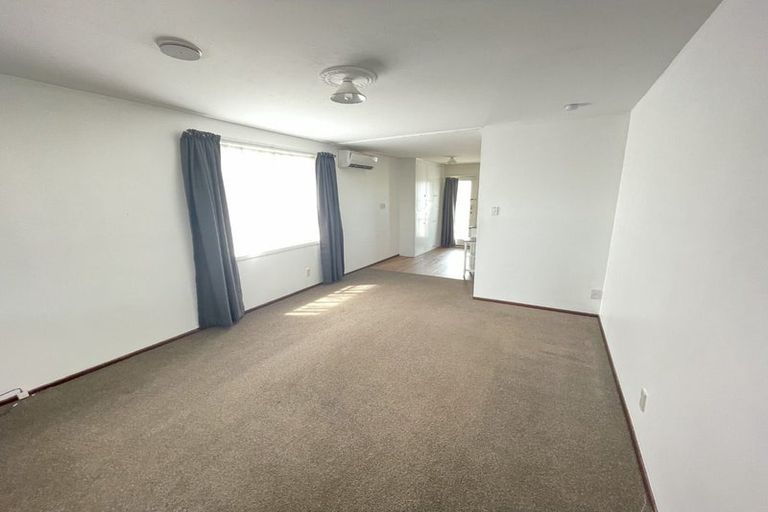 Photo of property in 2/100 Poulson Street, Addington, Christchurch, 8024