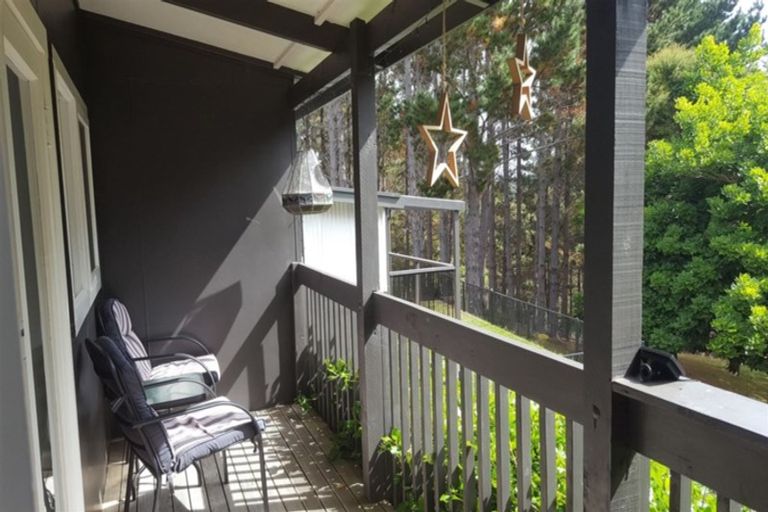 Photo of property in 54 Hobson Road, Lucas Heights, Auckland, 0632