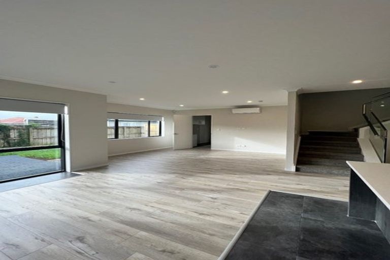 Photo of property in 8c Bunnythorpe Road, Papakura, 2110