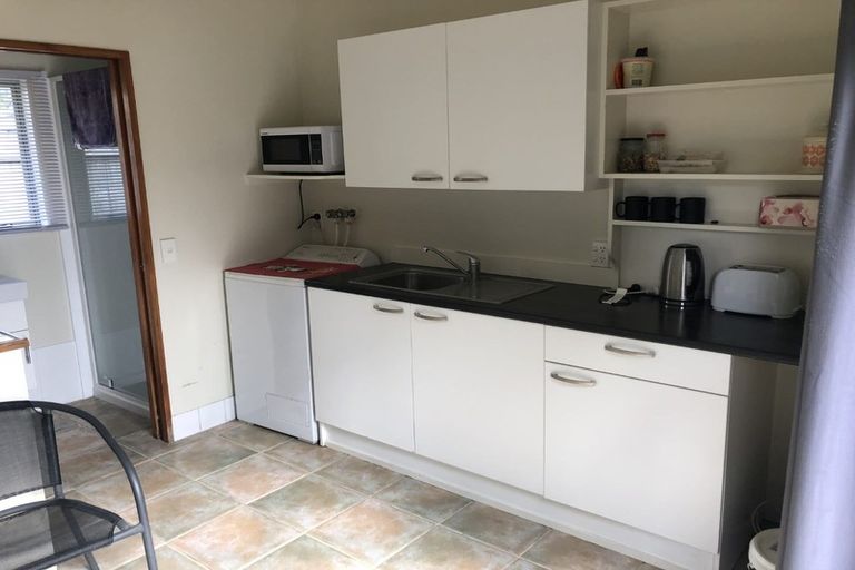 Photo of property in 224b Old Farm Road, Hamilton East, Hamilton, 3216