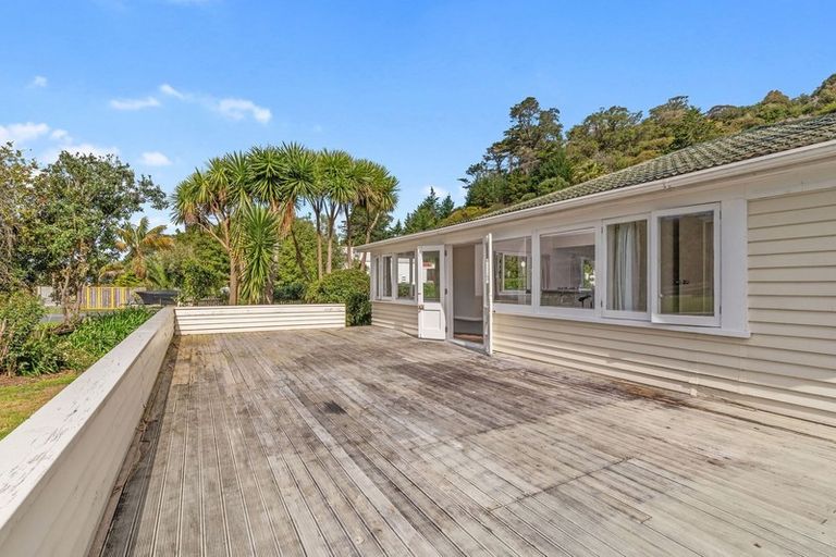 Photo of property in 1 Weranui Road, Waiwera, Orewa, 0994