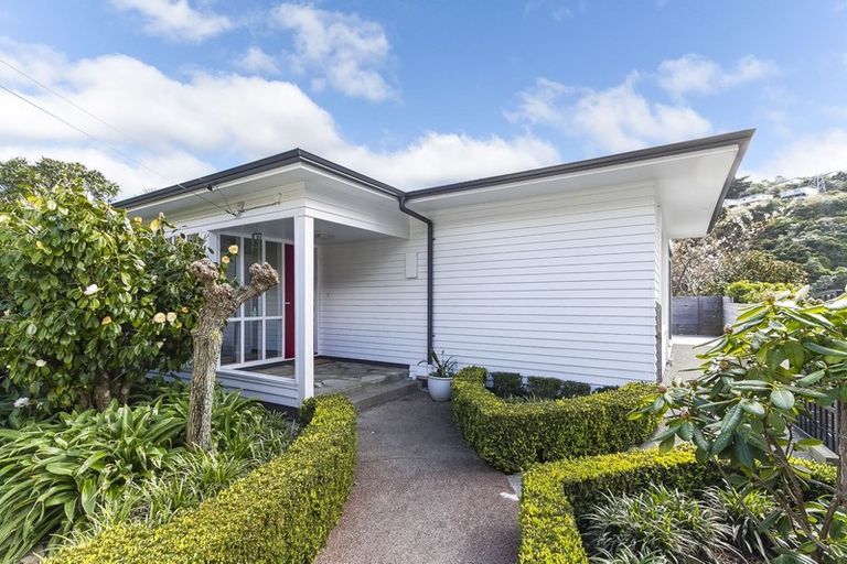 Photo of property in 16 Wilton Road, Wadestown, Wellington, 6012