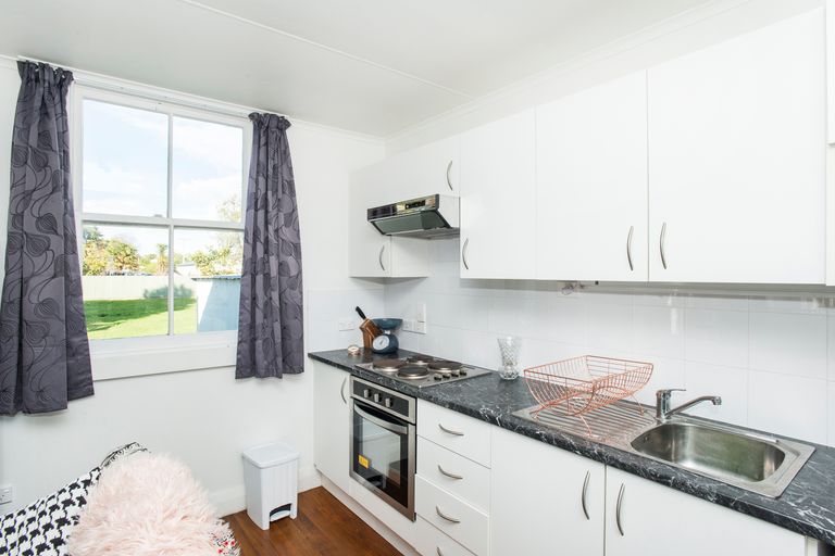 Photo of property in 19 Poplar Street, Mangapapa, Gisborne, 4010