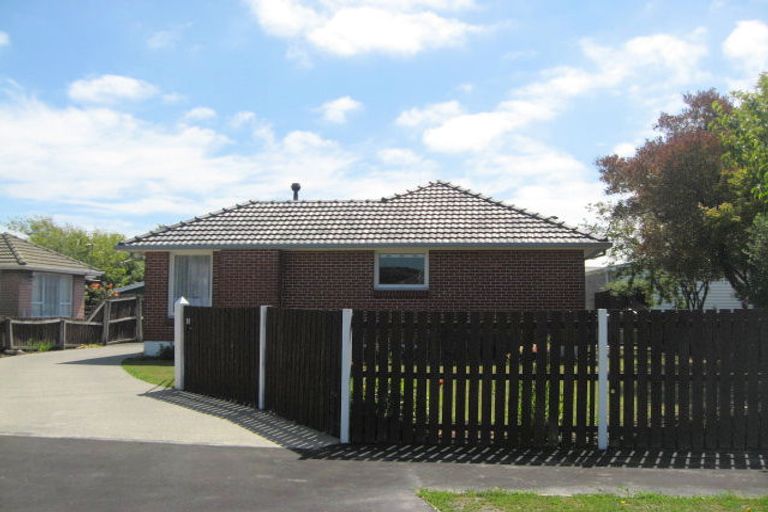 Photo of property in 31 Rollesby Street, Hoon Hay, Christchurch, 8025