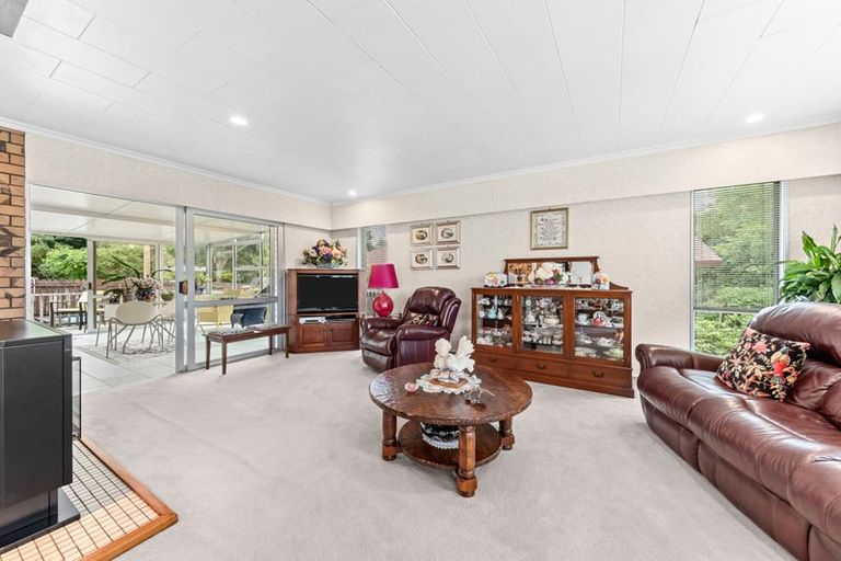 Photo of property in 1 Ngahere Street, Inglewood, 4330