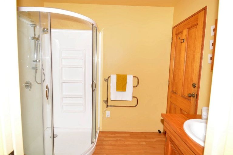 Photo of property in 33 Rakiura Parade, Otatara, Invercargill, 9879