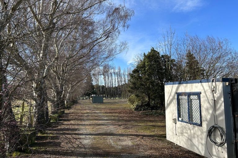 Photo of property in 733 Harewood Road, Harewood, Christchurch, 8051