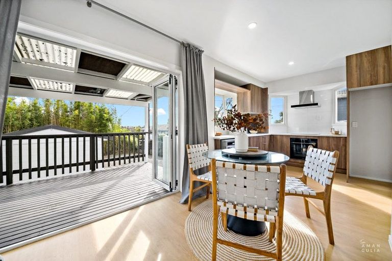 Photo of property in 131 Rosier Road, Glen Eden, Auckland, 0602
