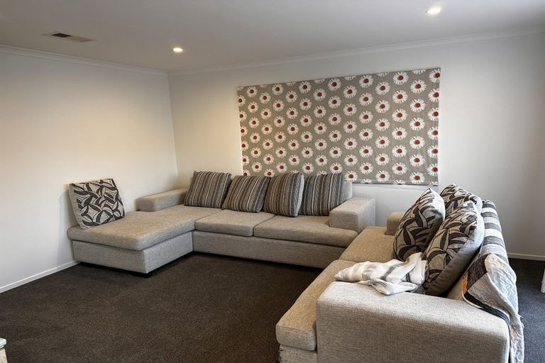 Photo of property in 5 Gatley Grove, Churton Park, Wellington, 6037