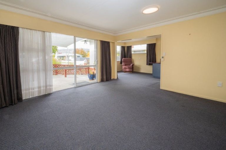 Photo of property in 12 Simmonds Street, Alexandra, 9320