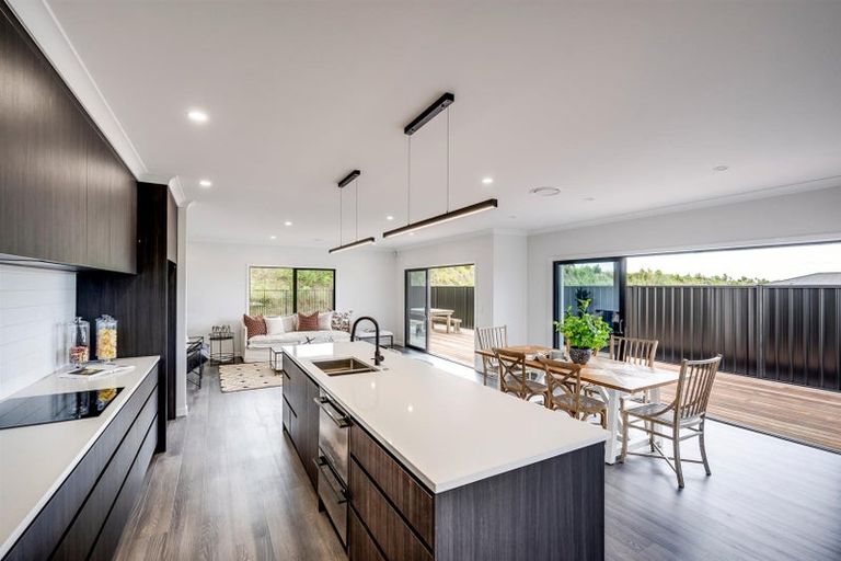 Photo of property in 15 Arihi Crescent, Frimley, Hastings, 4120