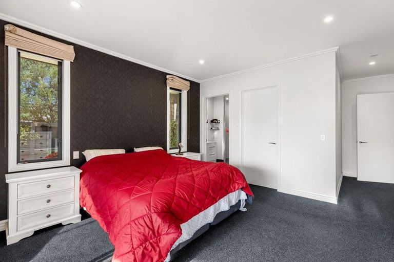 Photo of property in 7 Shillingford Boulevard, Rolleston, 7615