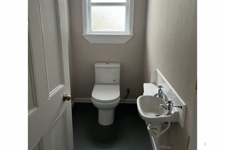 Photo of property in 35 Edinburgh Street, Waimate, 7924
