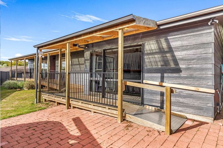 Photo of property in 48 Iles Road, Lynmore, Rotorua, 3010