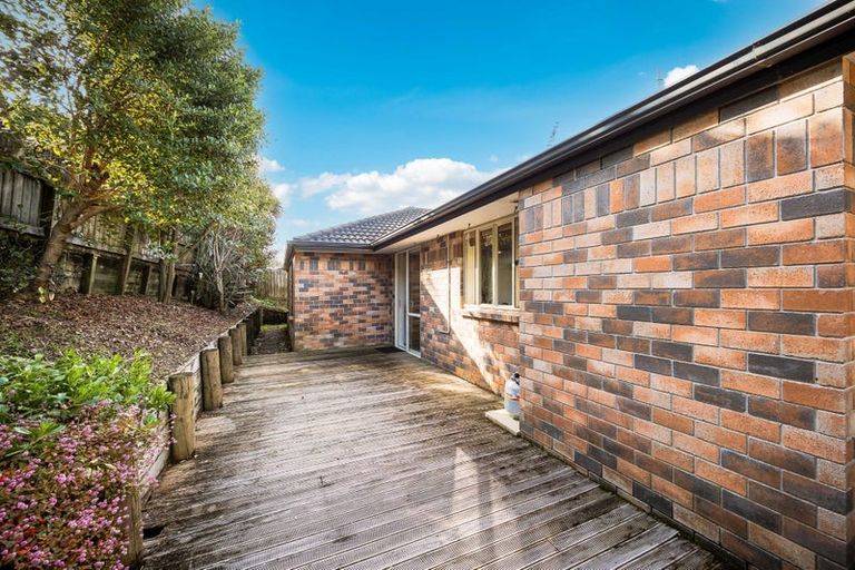 Photo of property in 25 Blue Heron Rise, Stanmore Bay, Whangaparaoa, 0932