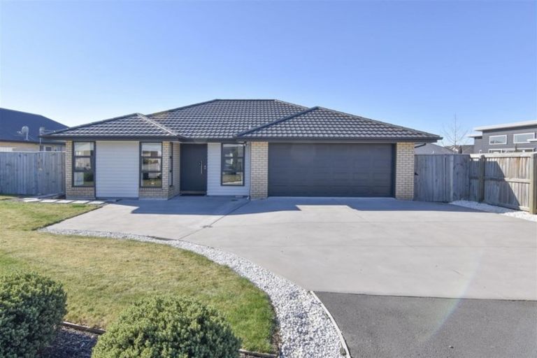 Photo of property in 10 Bellbird Place, Rolleston, 7614