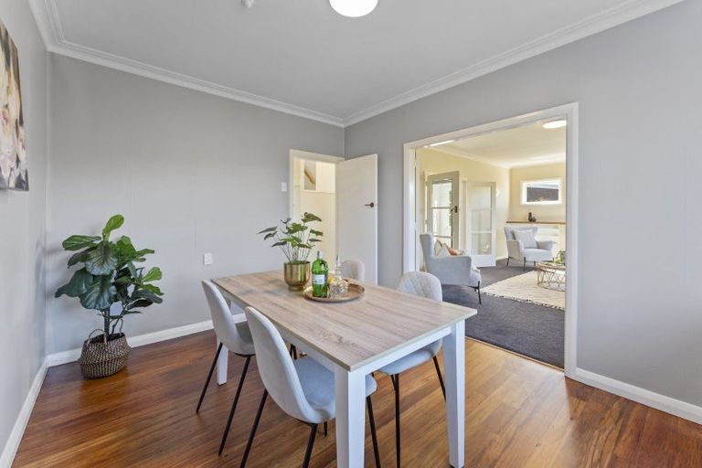 Photo of property in 9 Rosehaugh Avenue, Karori, Wellington, 6012