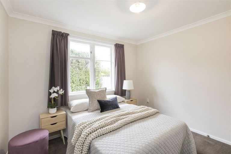 Photo of property in 12 Snowdon Avenue, Terrace End, Palmerston North, 4410