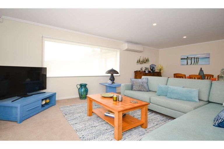 Photo of property in 20 Access Heights, Kerikeri, 0230