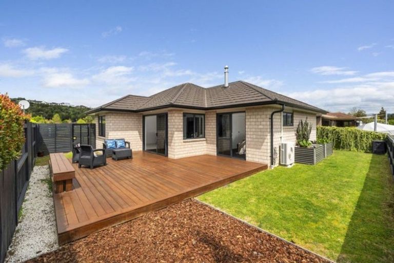 Photo of property in 8 Double Bay Road, Pyes Pa, Tauranga, 3112