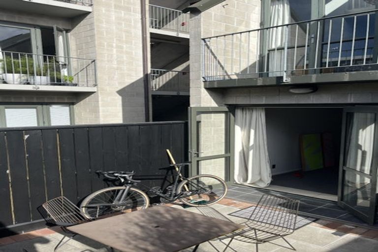 Photo of property in 9/868 Colombo Street, Christchurch Central, Christchurch, 8013