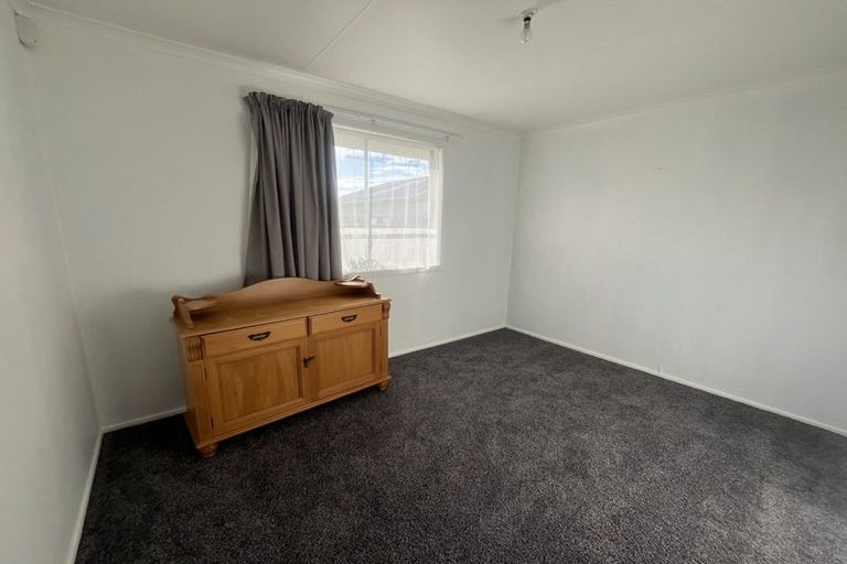 Photo of property in 57 Lauder Crescent, Heidelberg, Invercargill, 9812