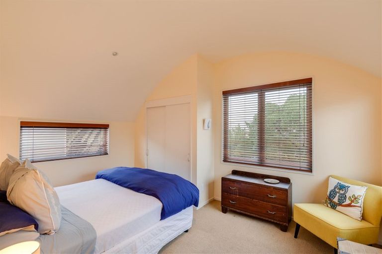 Photo of property in 32 Esplanade, Sumner, Christchurch, 8081