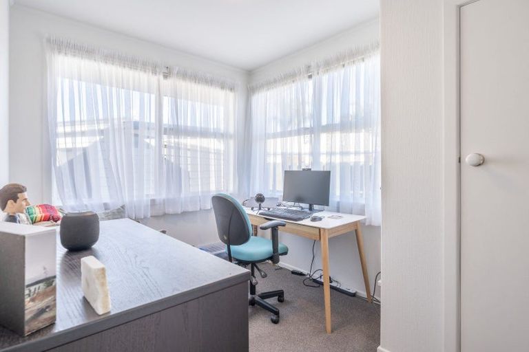 Photo of property in 8a Lodge Avenue, Mount Maunganui, 3116