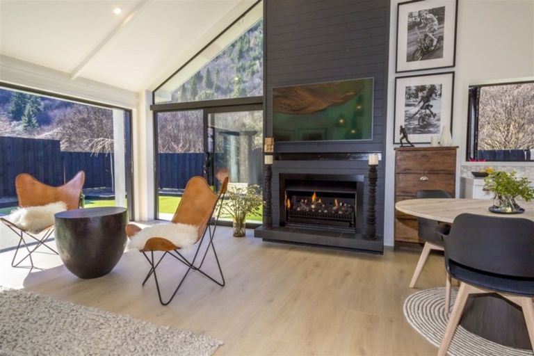 Photo of property in 27b Nairn Street, Arrowtown, 9302