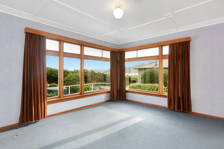Photo of property in 4 Rosehill Road, Macandrew Bay, Dunedin, 9077