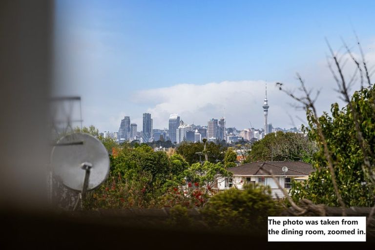 Photo of property in 7 Mowbray Place, Sunnynook, Auckland, 0620