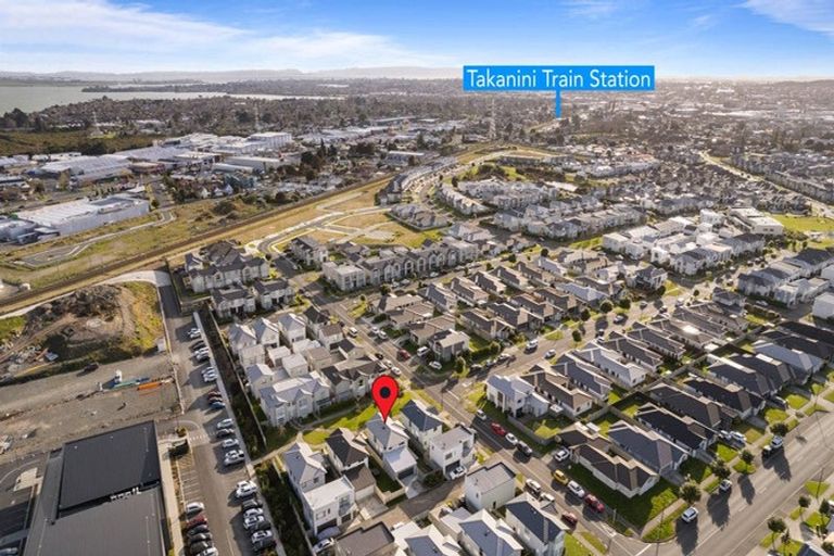 Photo of property in 7 Treestump Road, Takanini, 2112