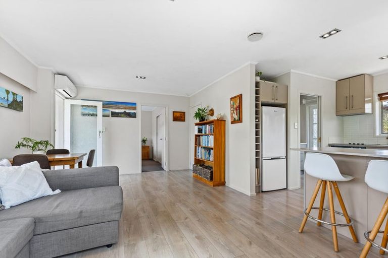 Photo of property in 1/168 Stredwick Drive, Torbay, Auckland, 0630