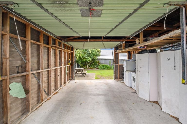 Photo of property in 181 Bowhill Road, New Brighton, Christchurch, 8083